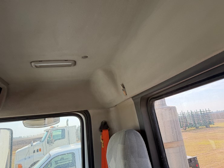 #40279-•-2007-volvo-vnl-t/a-daycab-truck-tractor-vin:-4v4nc9gg97n446542-image-66