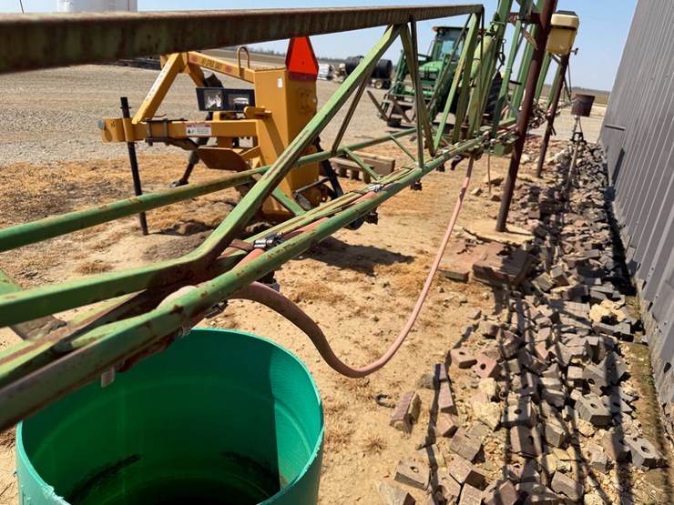 #40336-•-54'-spray-boom-image-33