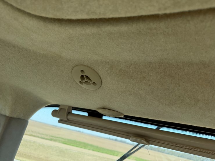 2017-john-deere-8320r-image-67