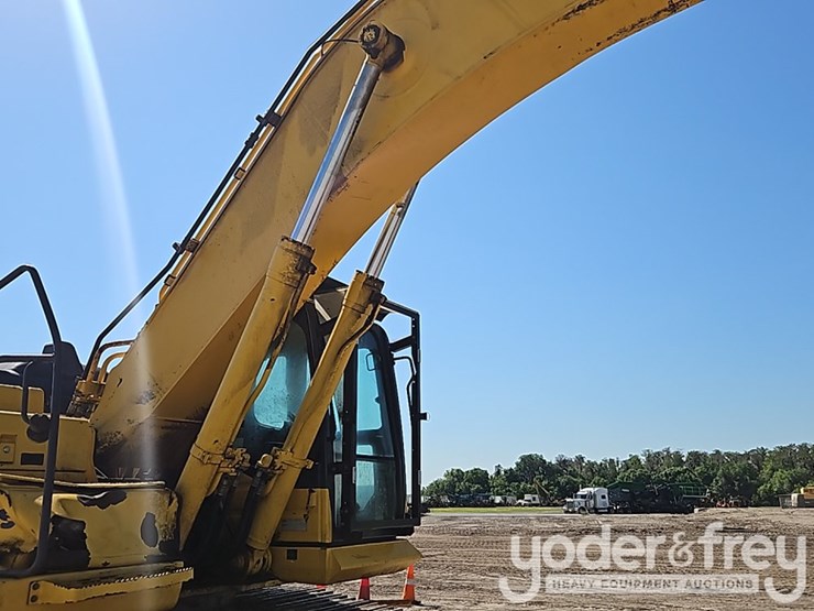 2018-komatsu-pc360-lc-11-image-15