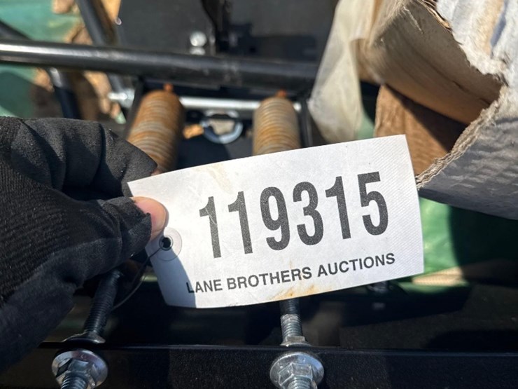 5259---mtd-48"-snow-blade-image-4