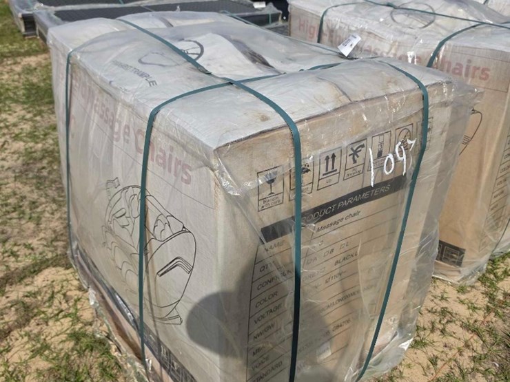 --absolute---new-high-end-massage-chair-image-1