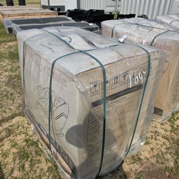 - ABSOLUTE - NEW HIGH END MASSAGE CHAIR