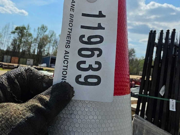 --absolute---new-(90)-safety-traffic-cones-image-6