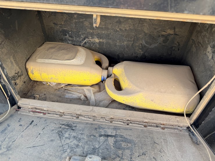 2010-ford-f350-image-36