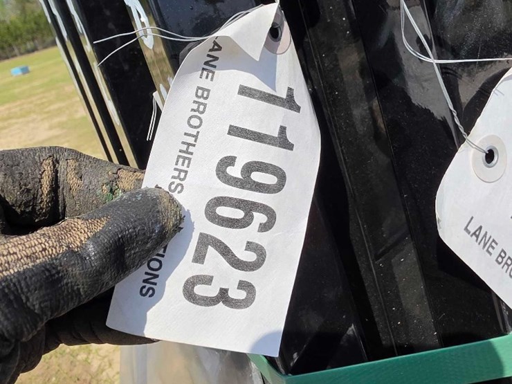 --absolute---new---double-black-iron-gates-image-3