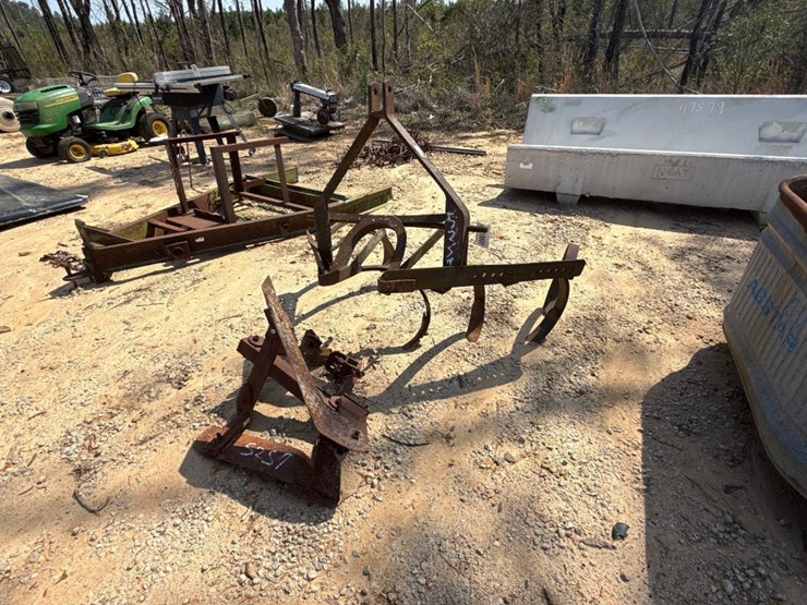 5257---1-row-cultivator-image-2