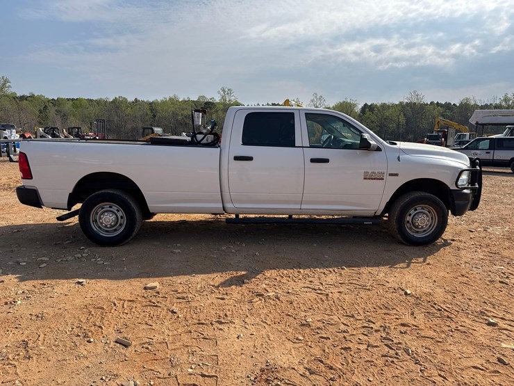 2012-dodge-ram-2500-image-6