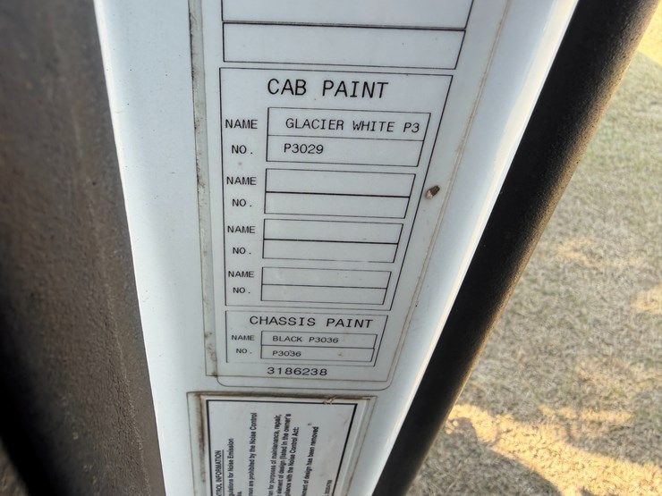 #40279-•-2007-volvo-vnl-t/a-daycab-truck-tractor-vin:-4v4nc9gg97n446542-image-79