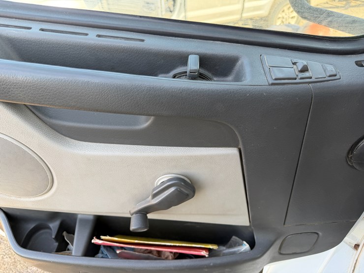 #40279-•-2007-volvo-vnl-t/a-daycab-truck-tractor-vin:-4v4nc9gg97n446542-image-71