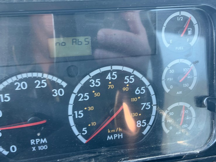 2004-caterpillar-c12-image-81