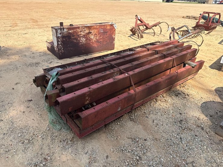 5291---(20)-miscellaneous-8'-concrete-forms-image-3