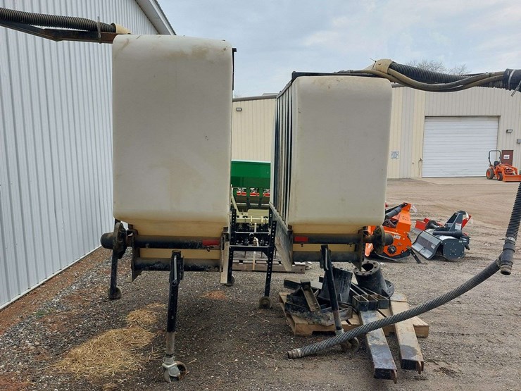 demco-side-tanks-image-3