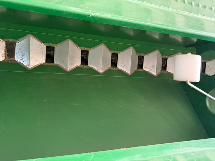 #40294-•-great-plains-2520-25'-grain-drill-image-154