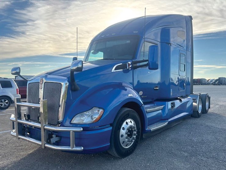 2019-kenworth-t680-image-2