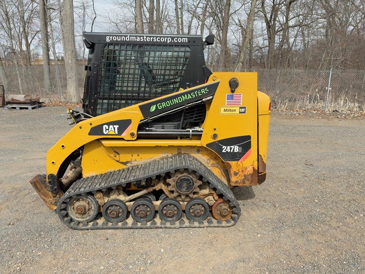 2014-caterpillar-247b3-image-2