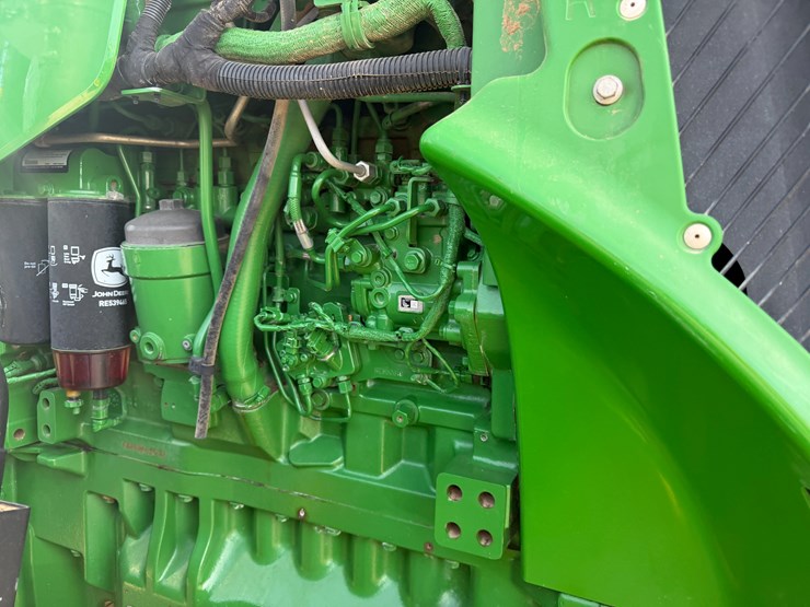 2017-john-deere-8320r-image-53