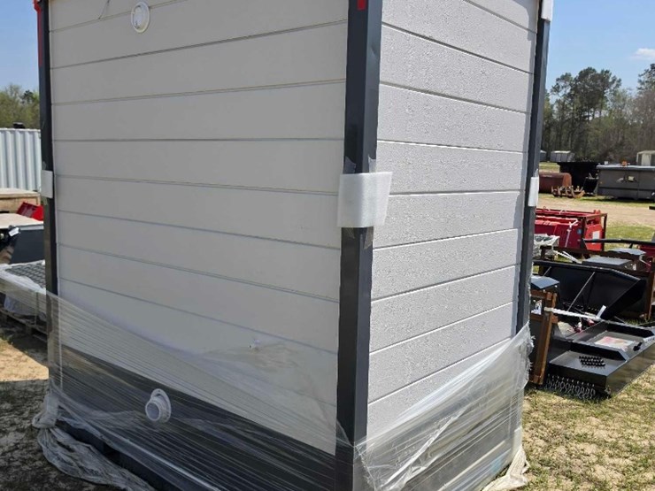 --absolute---new-raysky-mobile-toilet-image-4