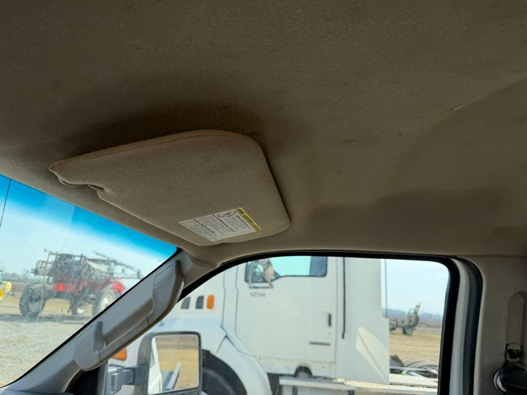 2010-ford-f350-image-55