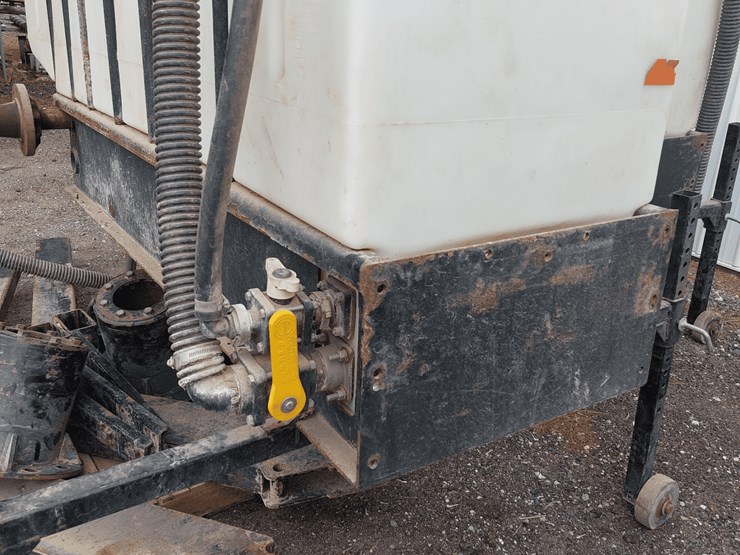 demco-side-tanks-image-5