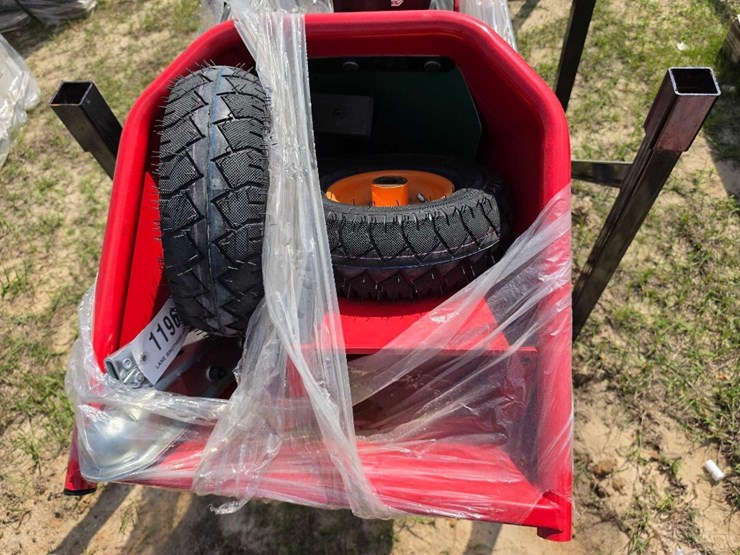 1049---absolute---new---wood-chipper-image-5