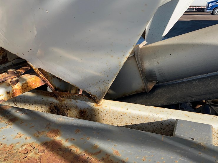 2004-caterpillar-c12-image-62