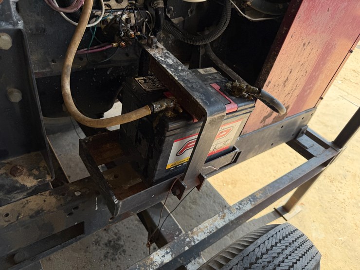 #40321-•-case-4391t-4-cyl-power-unit-w/-trailer-image-19