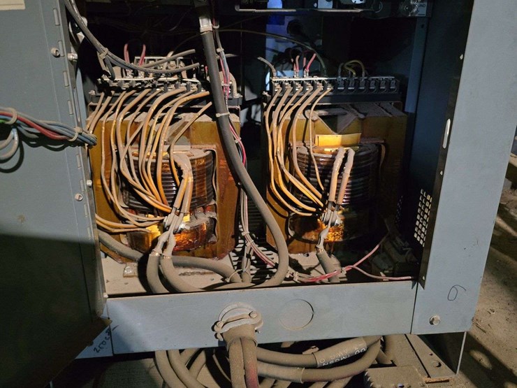 hobart-battery-box-charging-systems-image-2