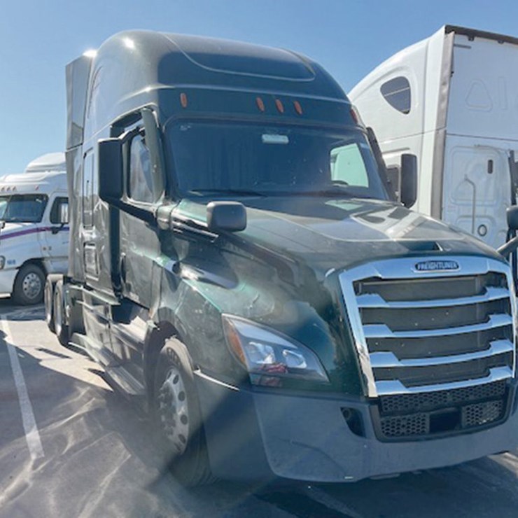 2022 FREIGHTLINER CASCADIA 126