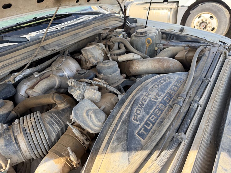 2010-ford-f350-image-45