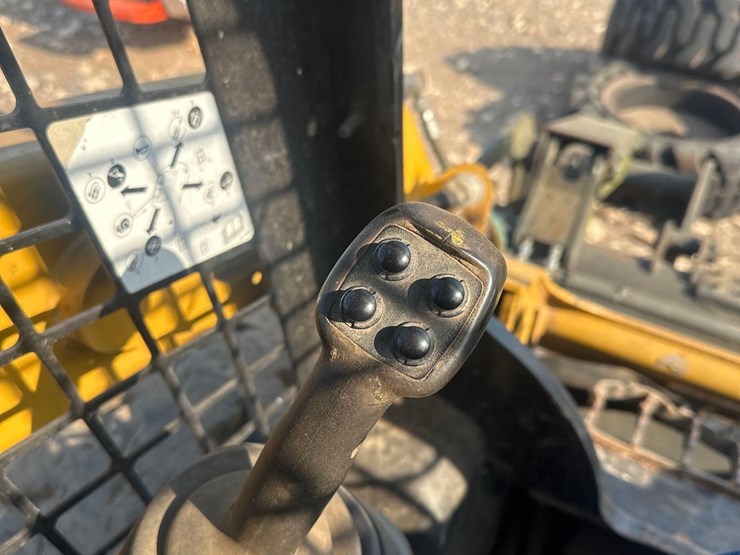 caterpillar-236d-image-20