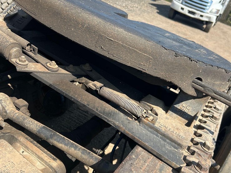 2000-mack-ch613-image-15