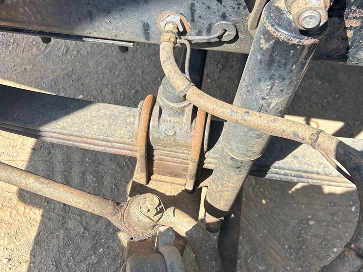 2000-mack-ch613-image-32