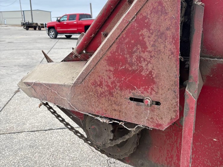 new-holland-516-image-22