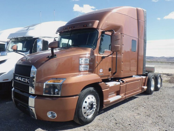 2023-mack-anthem-image-1