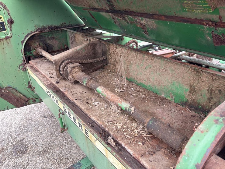 john-deere-3800-image-22