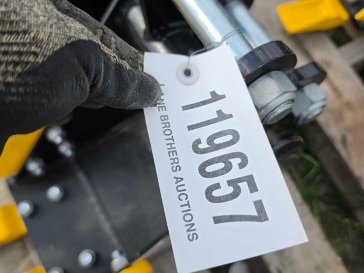 --absolute---new-excavator-8"-bucket-image-4