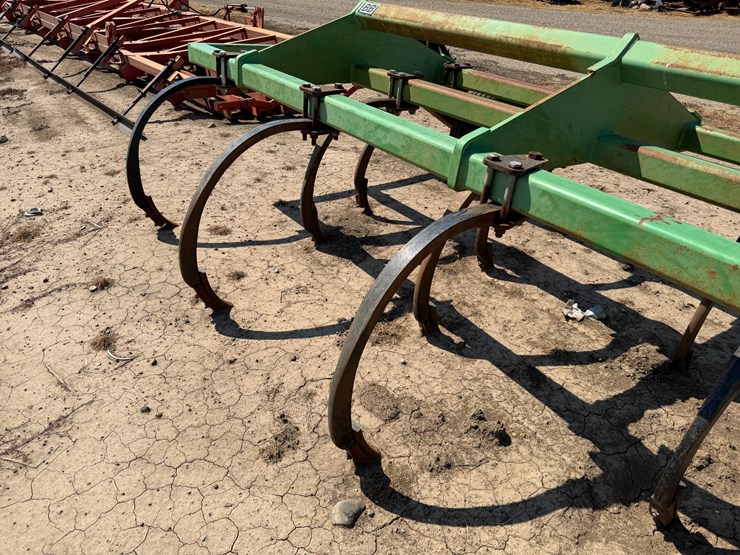 #40333-•-bigham-brothers-23'-chisel-plow-image-20