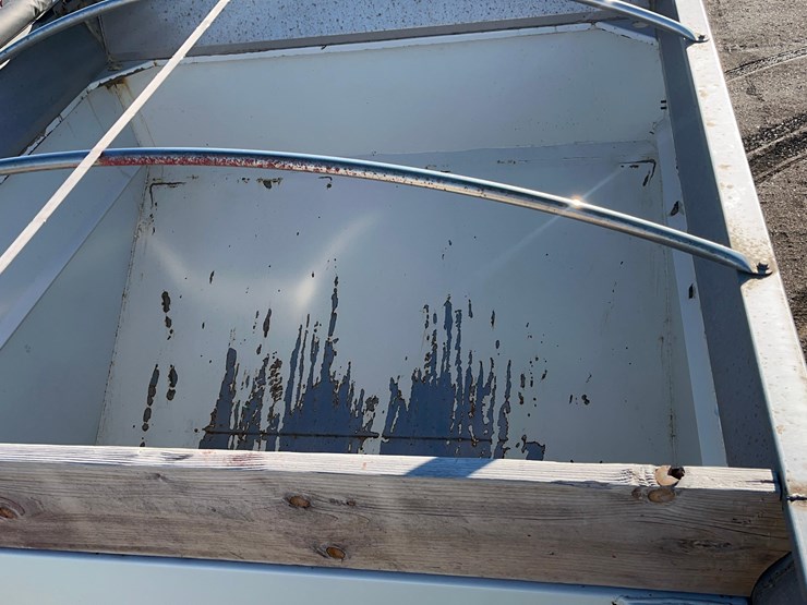 2004-caterpillar-c12-image-71