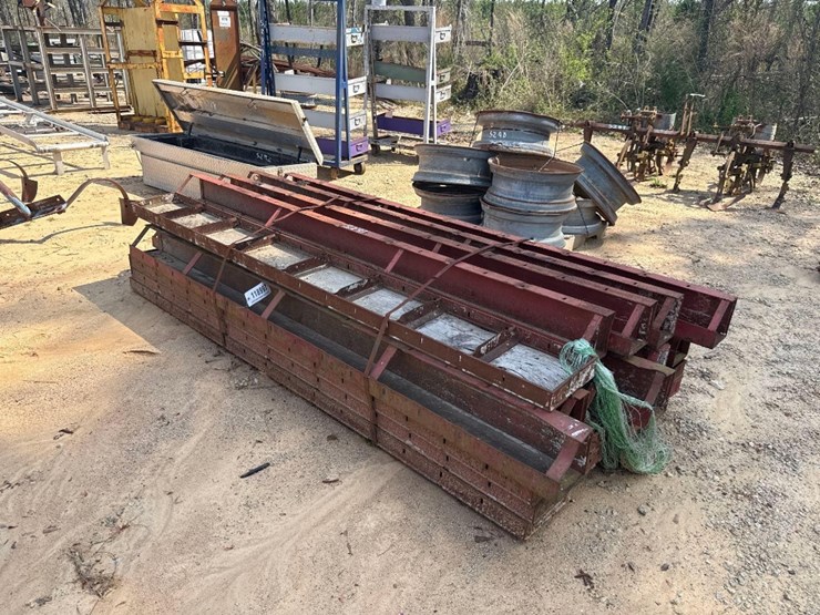 5291---(20)-miscellaneous-8'-concrete-forms-image-2