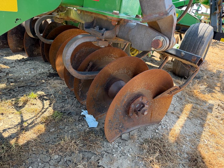 john-deere-2623-image-35