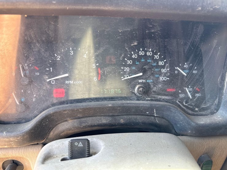 1999-jeep-wrangler-image-12