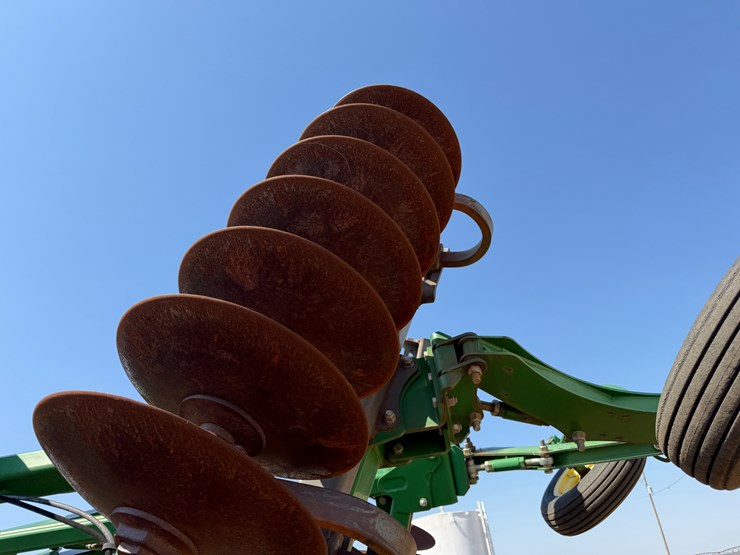 john-deere-2623-image-57