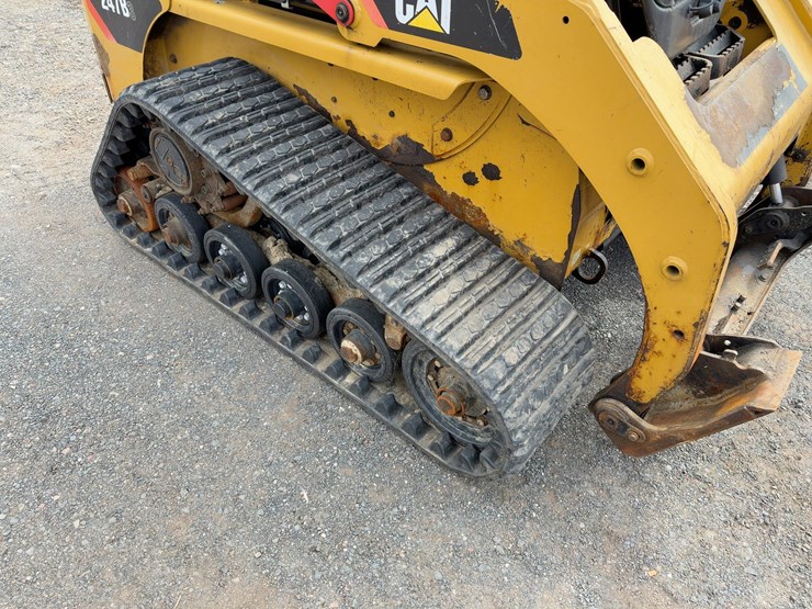 2014-caterpillar-247b3-image-10