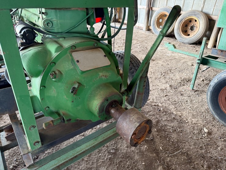 #40298-•-engines-inc-414d-6-cyl-power-unit-w/-trailer-image-17