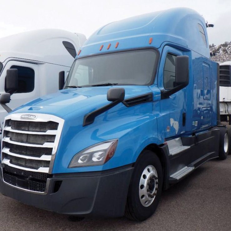 2019 FREIGHTLINER CASCADIA 126