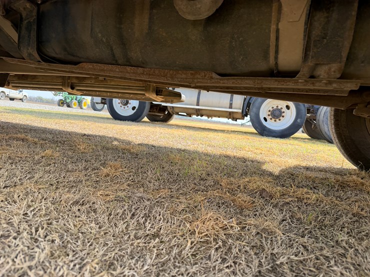 2010-ford-f350-image-12