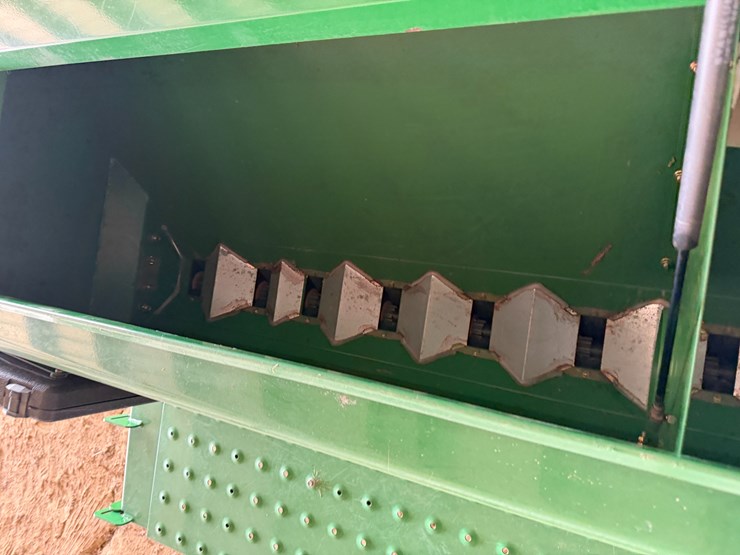 #40294-•-great-plains-2520-25'-grain-drill-image-159