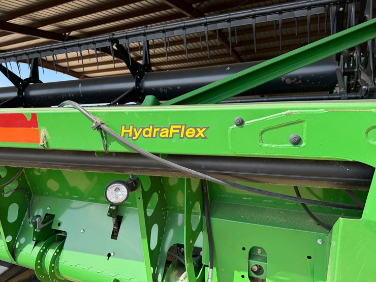 2014-john-deere-30-image-6