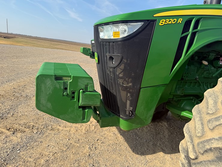 2017-john-deere-8320r-image-30
